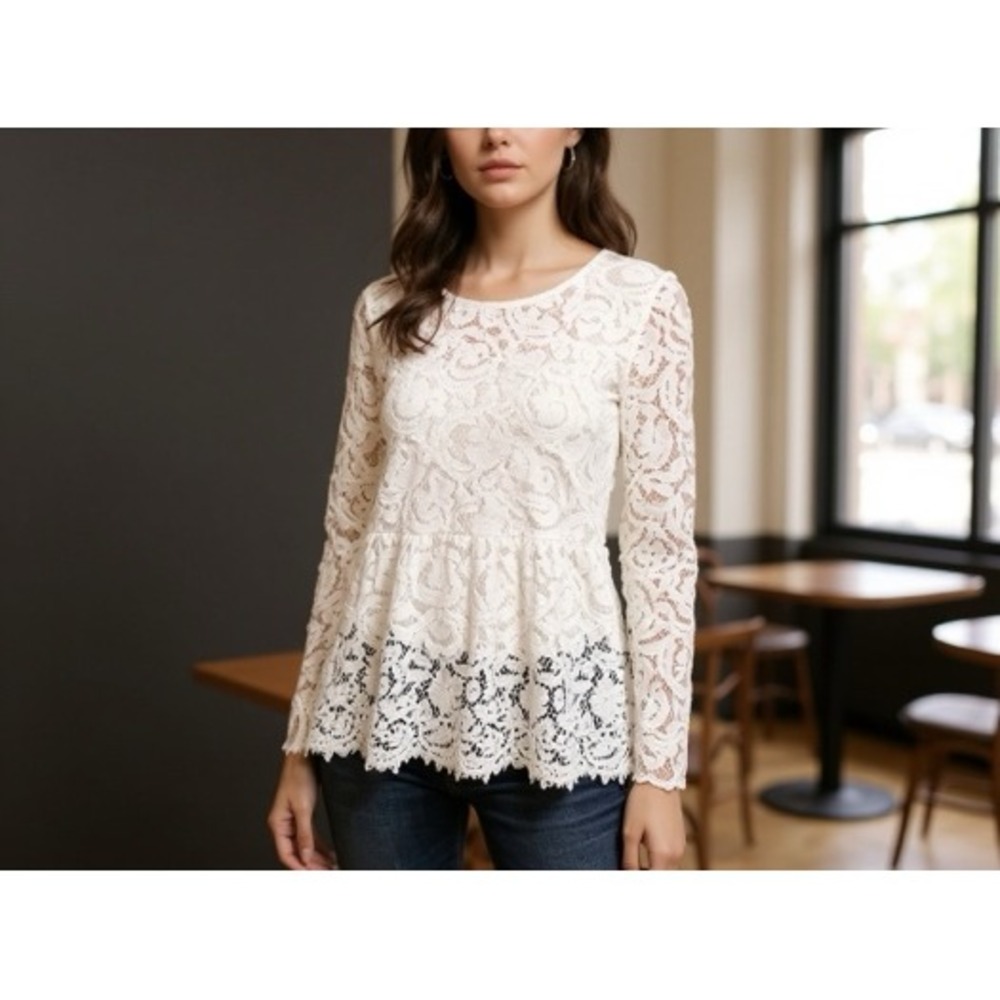 Forever 21 Lace Peplum Long Sleeve Blouse Women's Size Medium White boho fairy